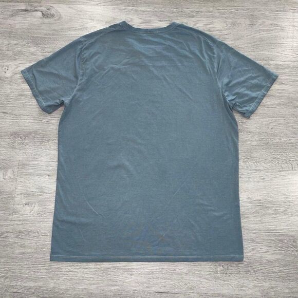 Lululemon Shirt Men’s Large ? Short Sleeve Crewneck Tee Gym Workout Training Run - Picture 2 of 7